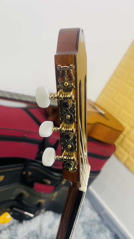 Ecole 700L (Lady size 7/8) – chế tác tại Nhật Bản năm 1991